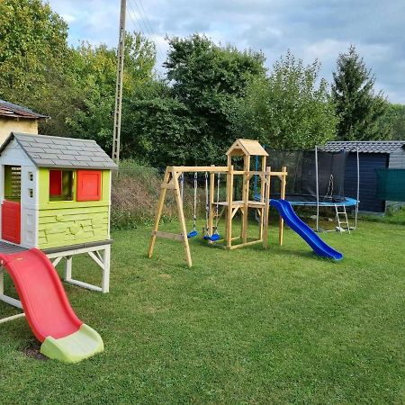 Domek Pod Swierkami -Apartament Swierkowy IV Kudowa-Zdrój Exteriör bild